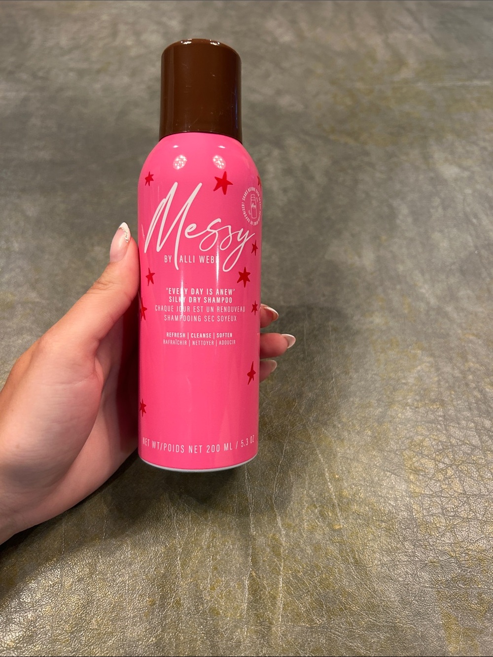 MESSY BY ALLI WEBB SILKY DRY SHAMPOO